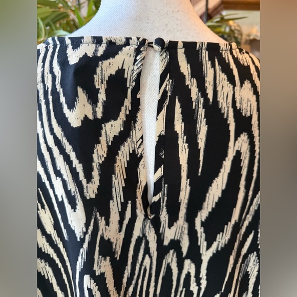 Who What Wear ladies NWOTXL Animal, print blouse lightweight - Picture 8 of 11